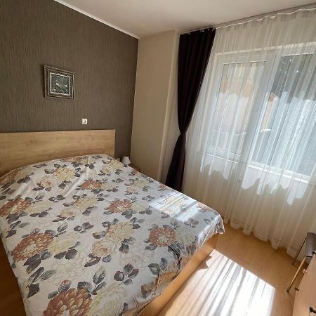 Apartment George Бургас Екстериор снимка